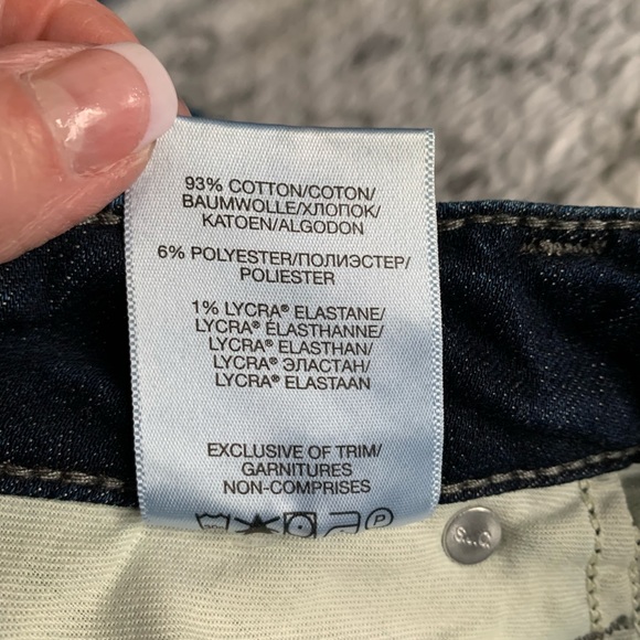 Ladies silver jeans (stretchy/2%) very comfy- great blue fade colouring - Picture 6 of 7